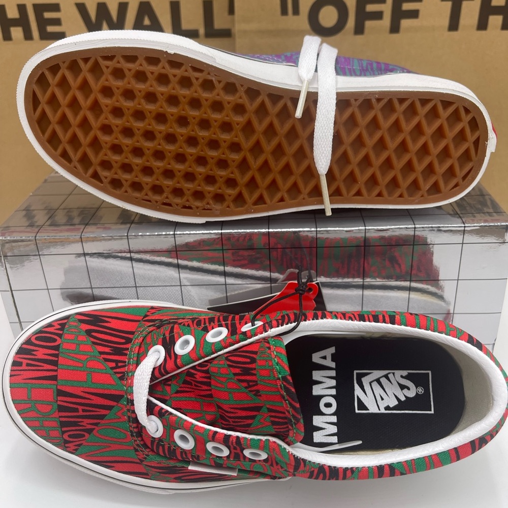 Vans Era (Moma)Faithringgold/True White Sneakers 
VN0A4BV41UC
Red Purple Graphic - Picture 2 of 16